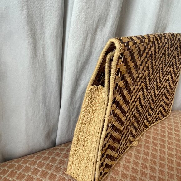Straw Rattan Large Clutch - Picture 4 of 5